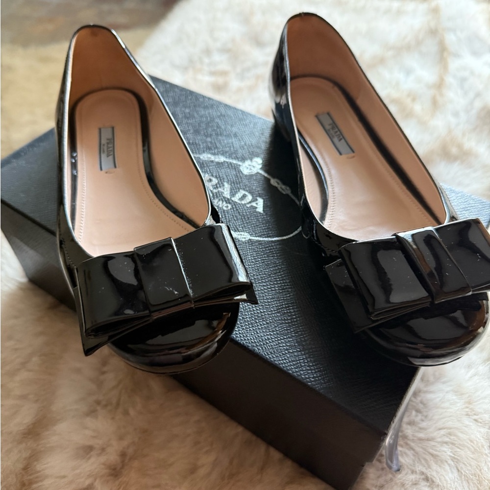 Prada Women's Glossy Black Bow Flats